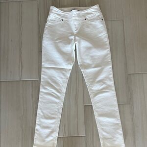 White Women’s Skinny Jeans